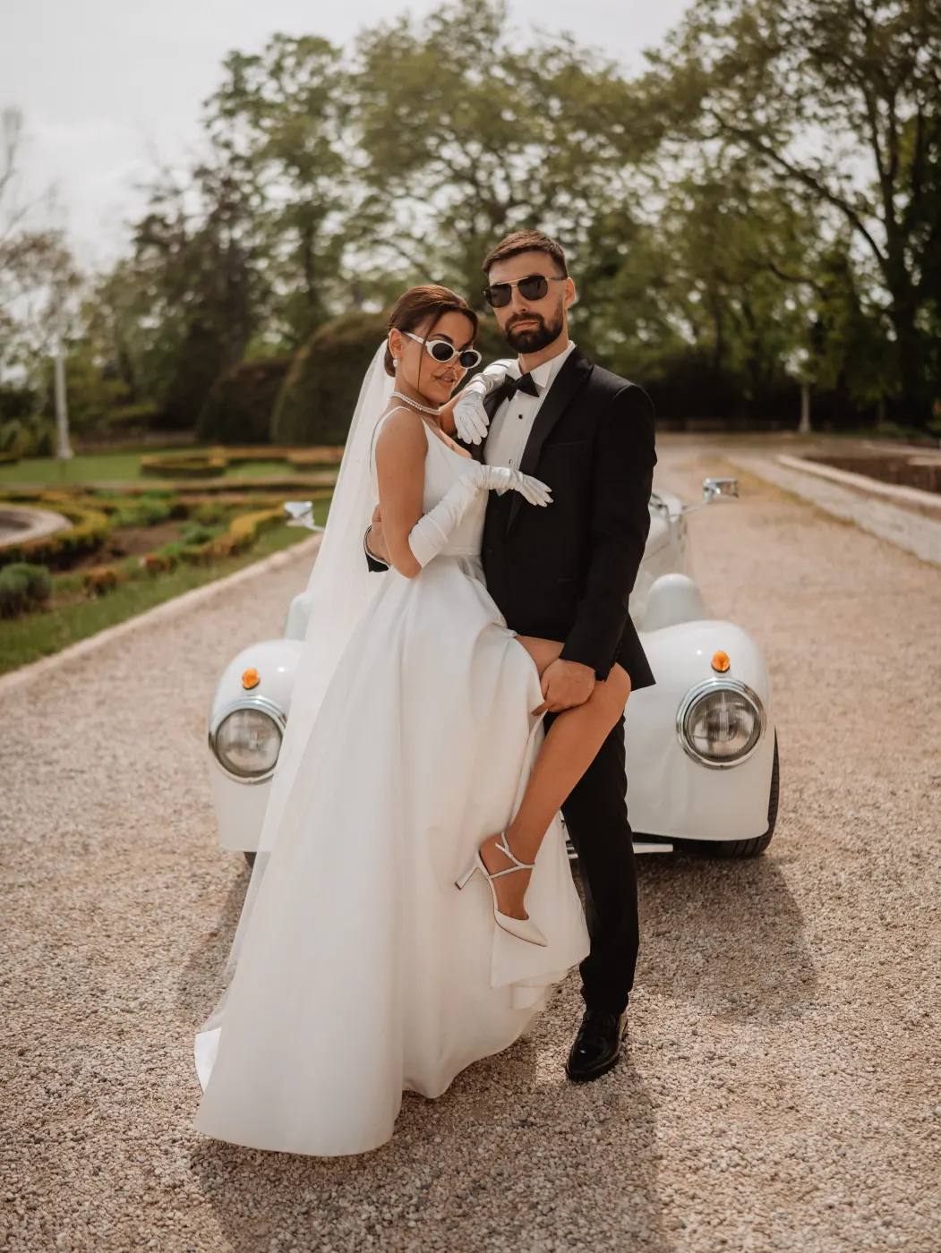 A timeless wedding portrait