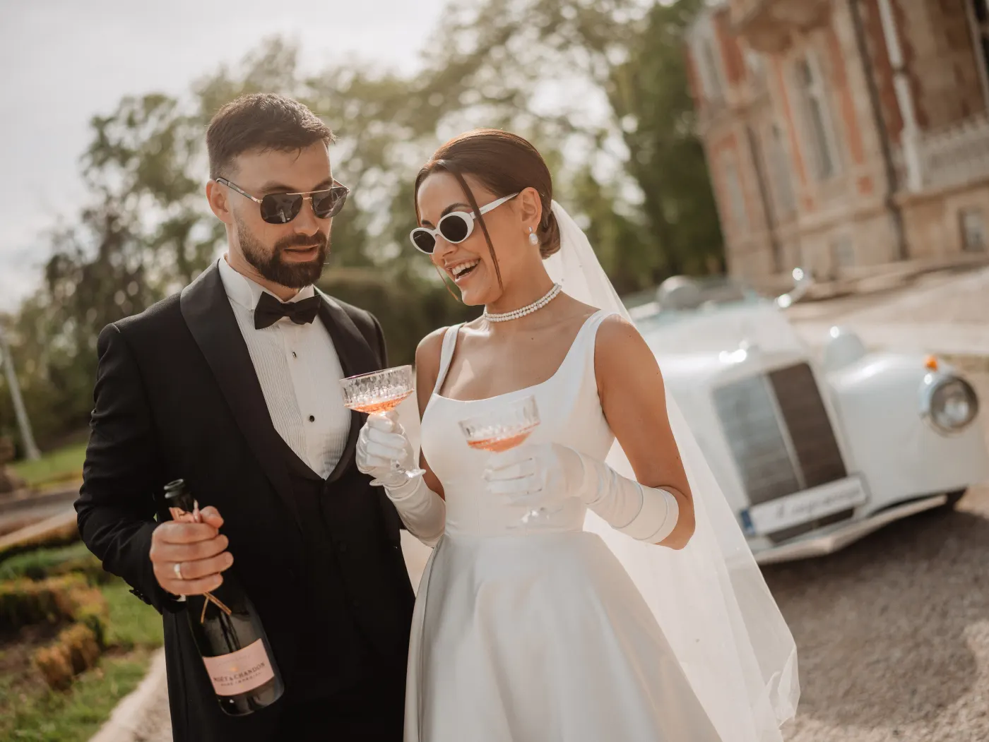 A timeless wedding portrait