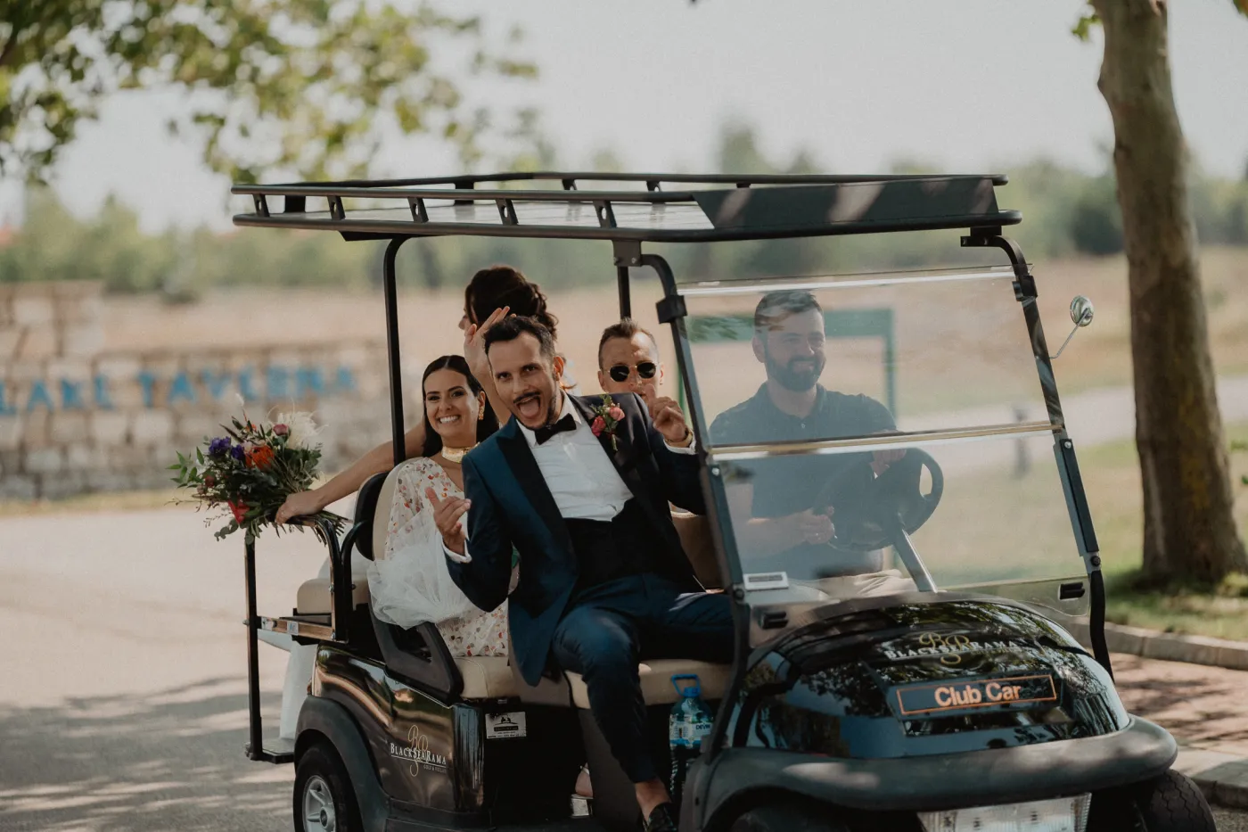 Preparations before the wedding — Black Sea Rama